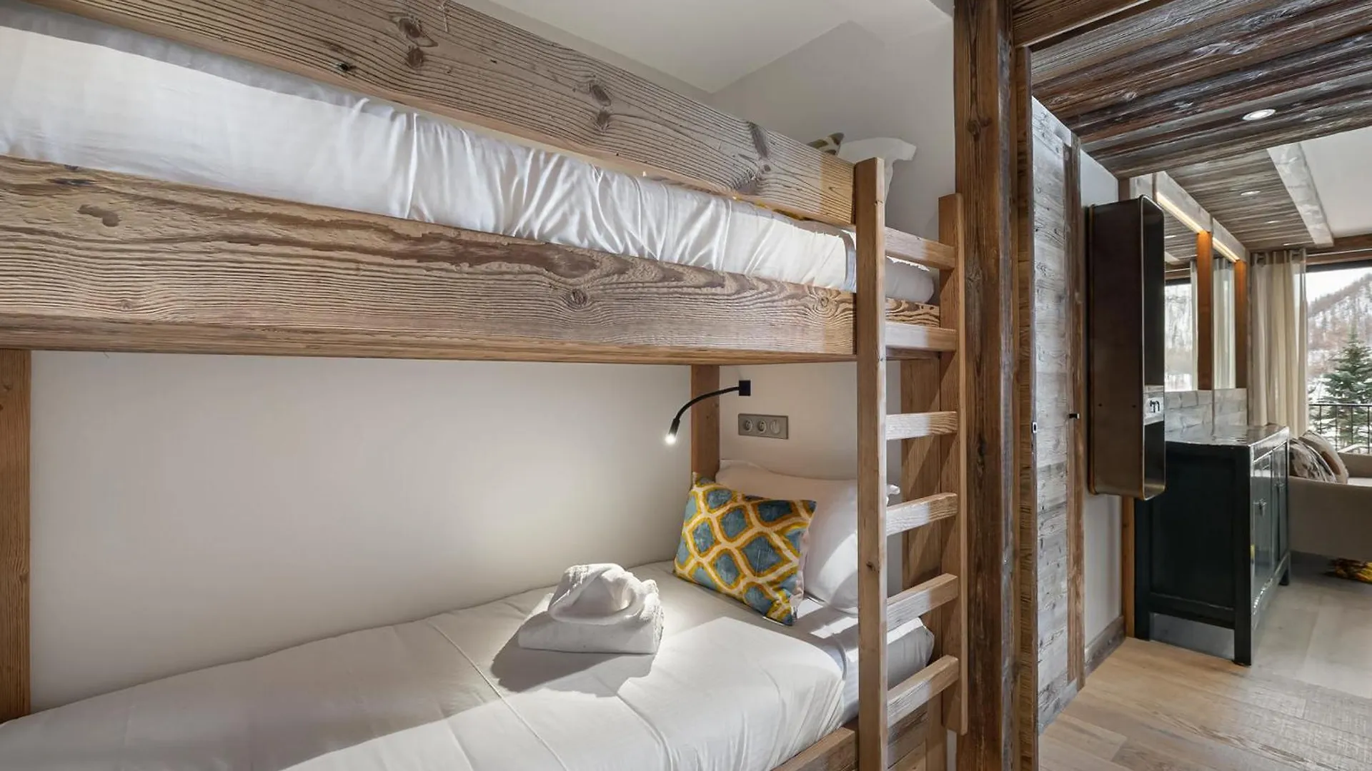 Appartement Spacieux Et Raffine Au Coeur De Val D'Isere - Fr-1-844-13 Francja